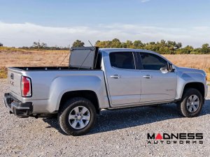 GMC Canyon Bed Cover - Tri-Fold - Flip Up - Hard Cover - 6' Bed GMC Canyon Bed Cover - Tri-Fold - Flip Up - Hard Cover - 6' Bed